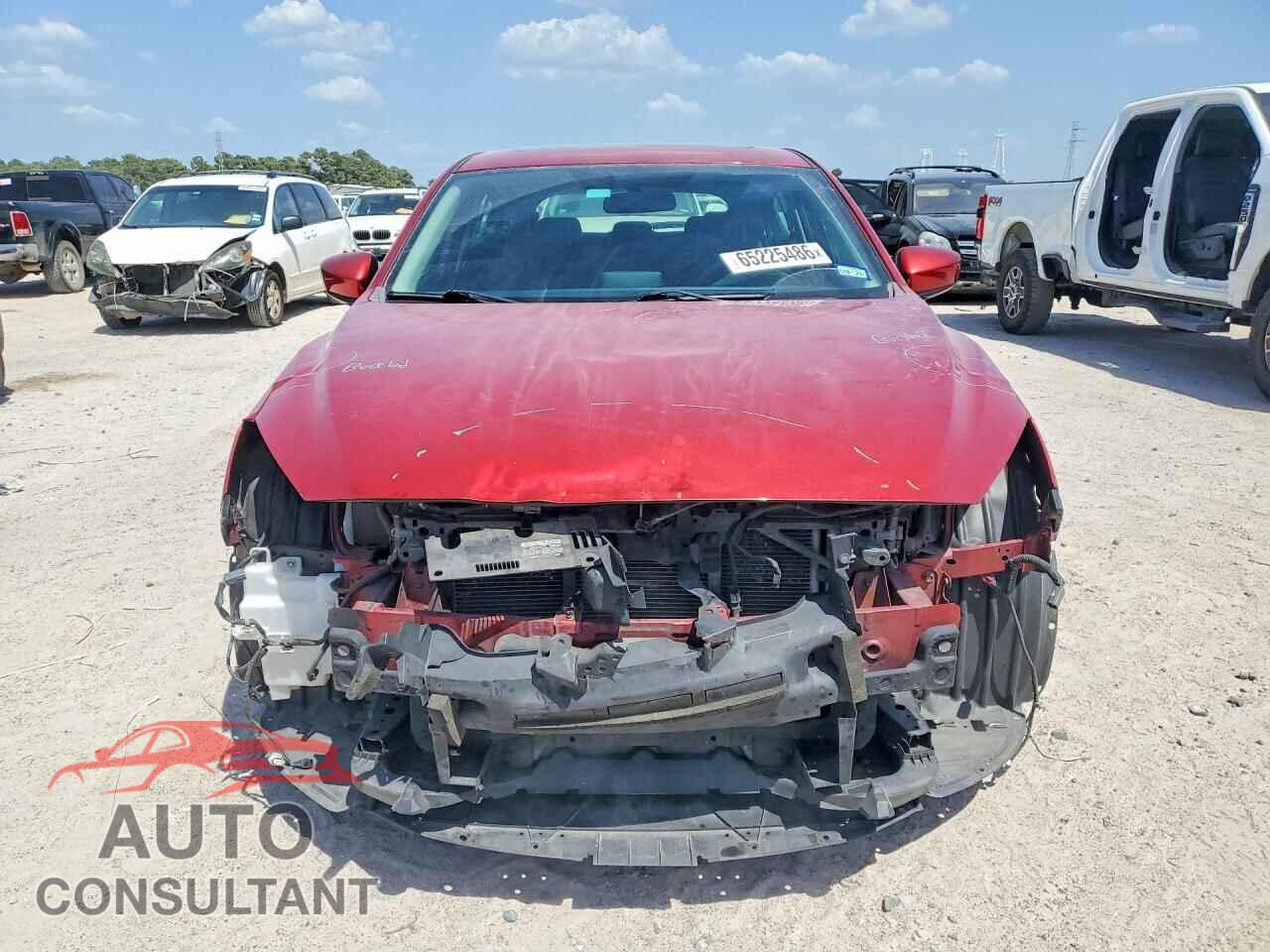 MAZDA 3 2015 - 3MZBM1M79FM215602