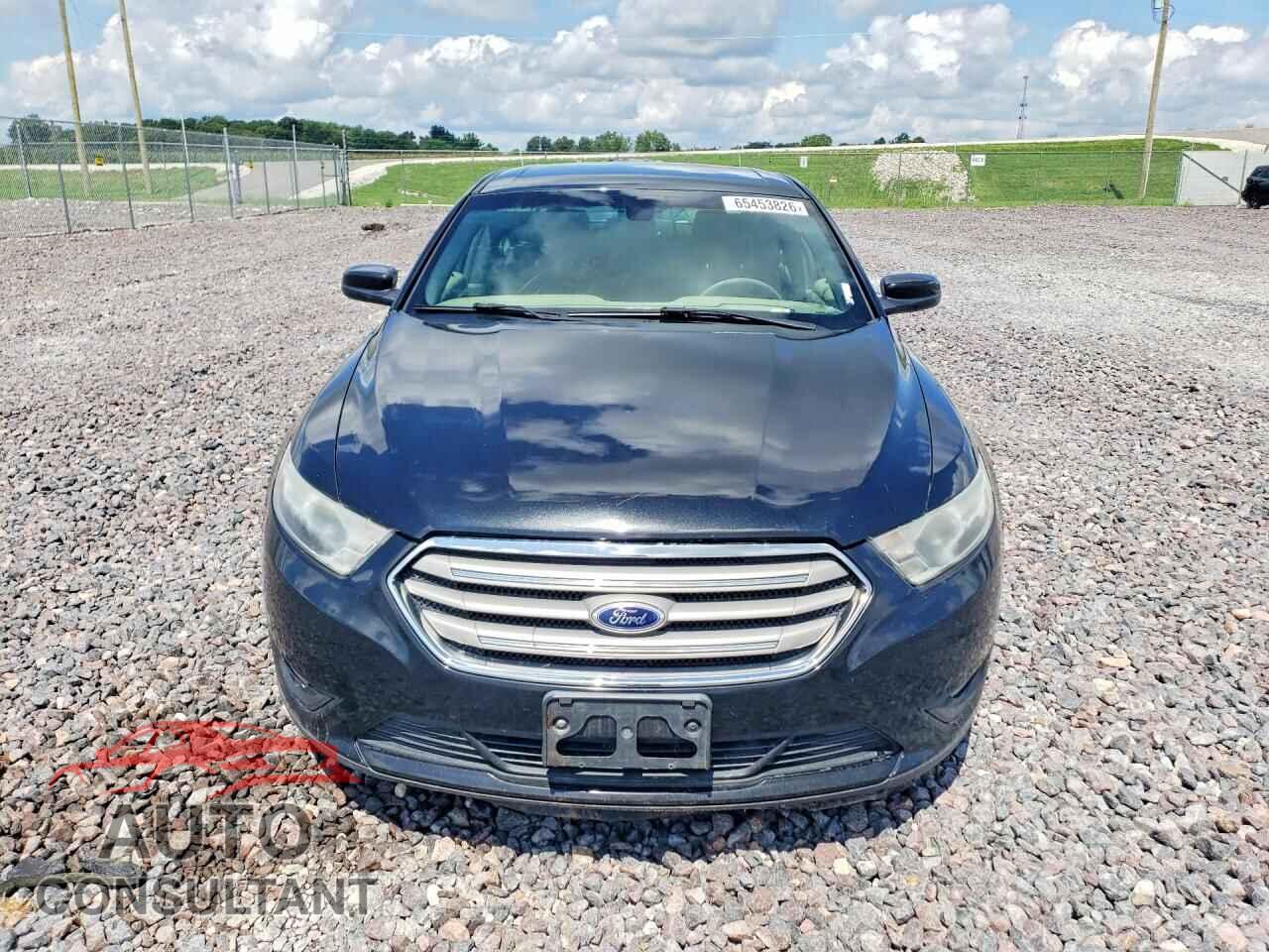 FORD TAURUS 2015 - 1FAHP2E82FG169497