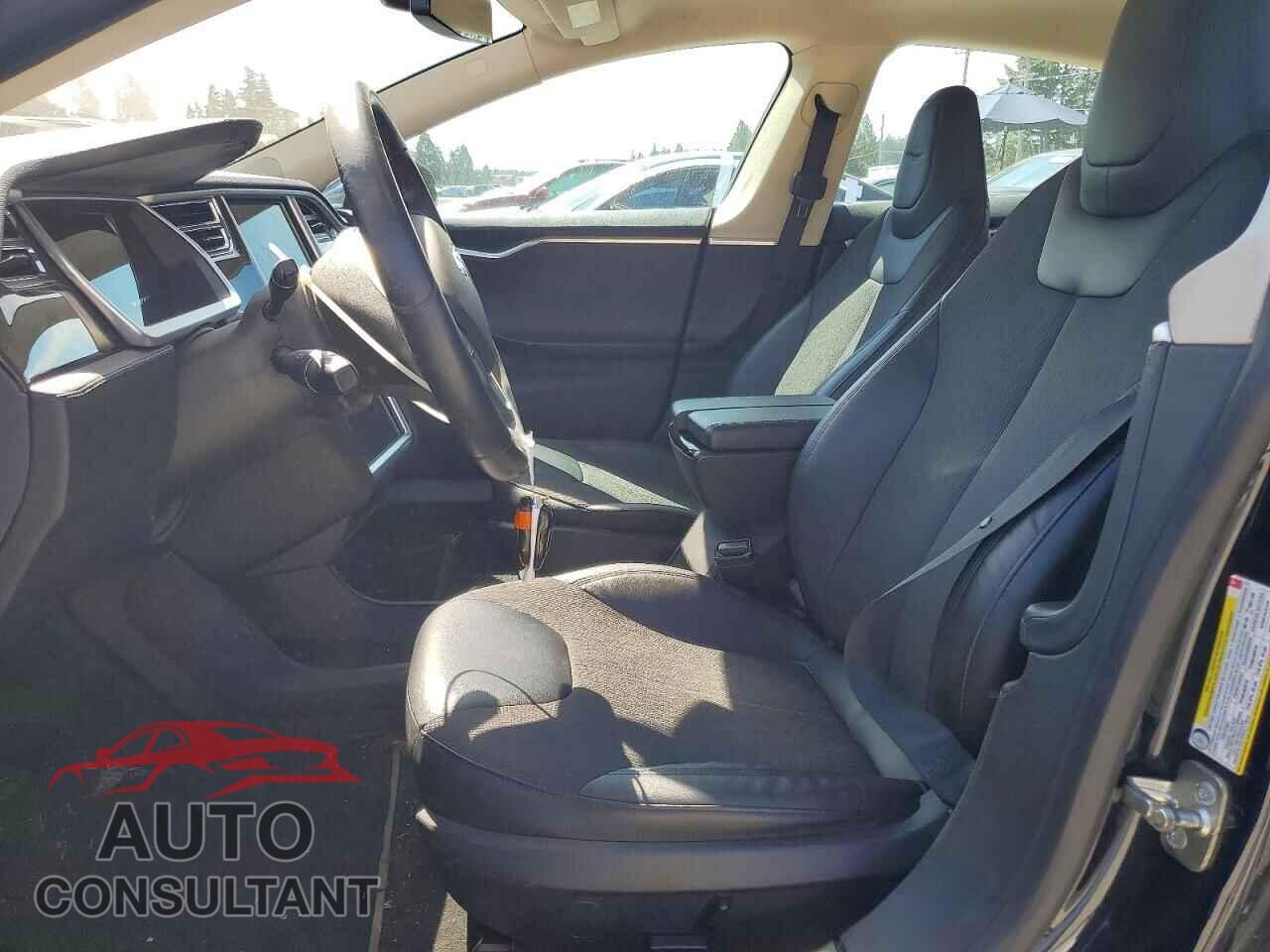 TESLA MODEL S 2013 - 5YJSA1CG5DFP03556
