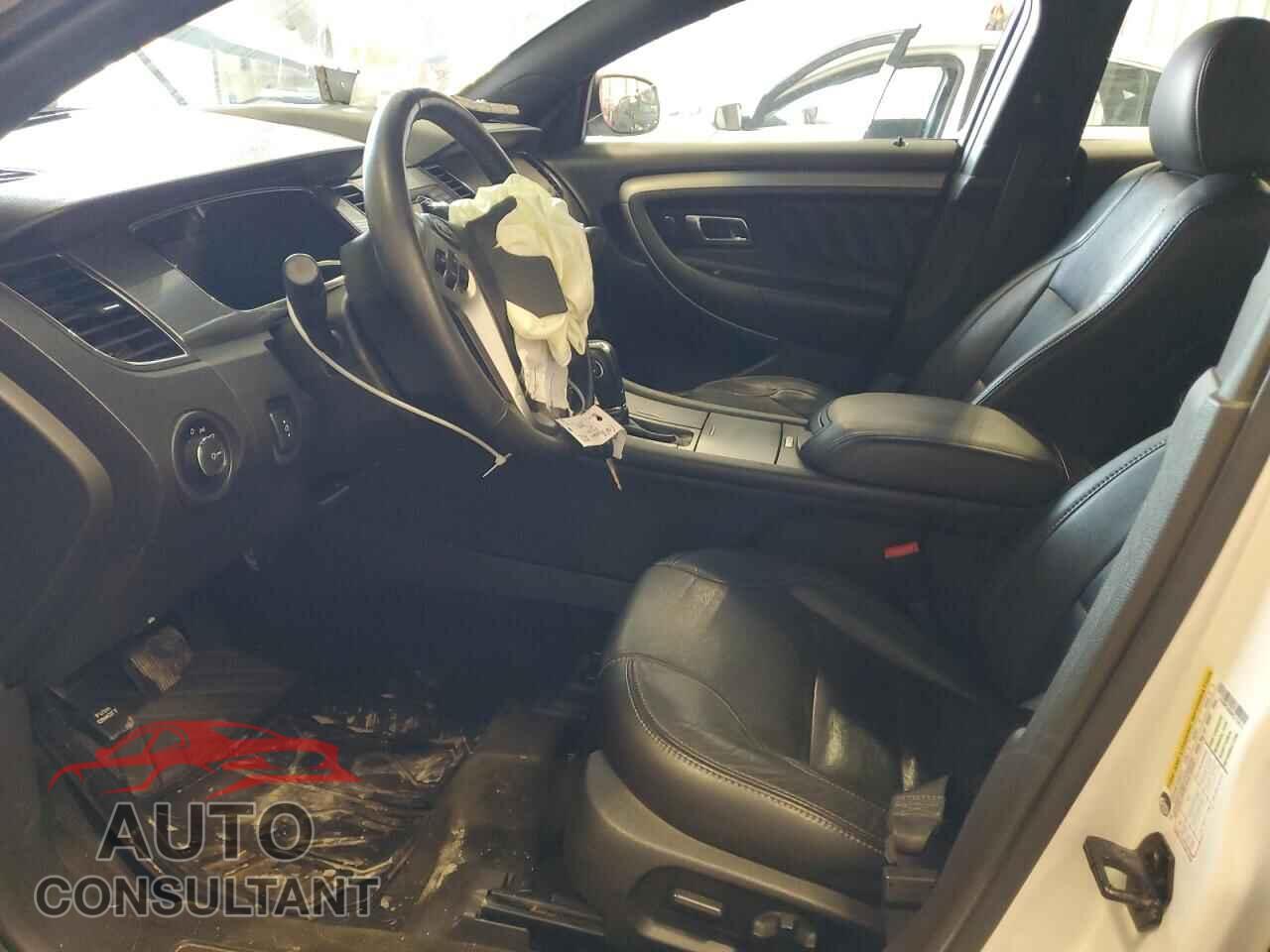 FORD TAURUS 2015 - 1FAHP2E80FG179512
