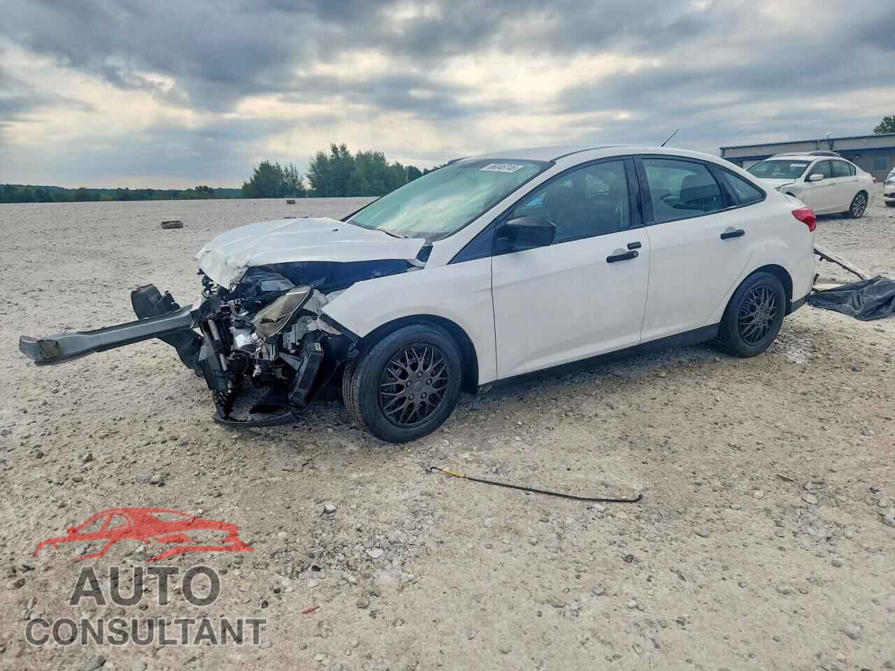 FORD FOCUS 2016 - 1FADP3E26GL233078