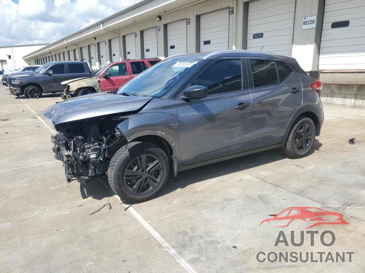 NISSAN KICKS 2018 - 3N1CP5CU7JL523950