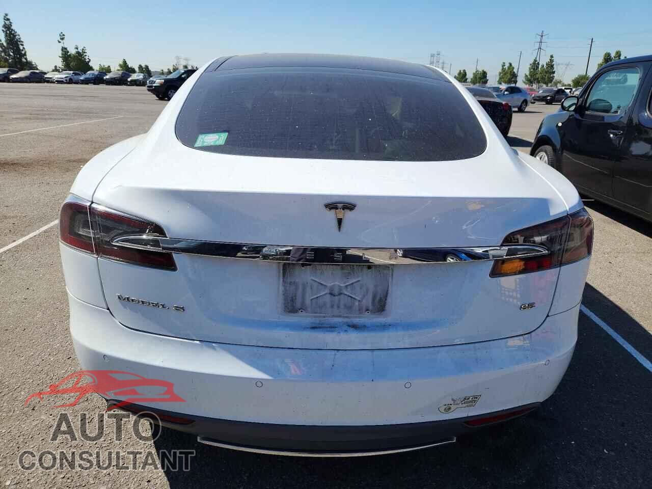 TESLA MODEL S 2013 - 5YJSA1CN2DFP25769