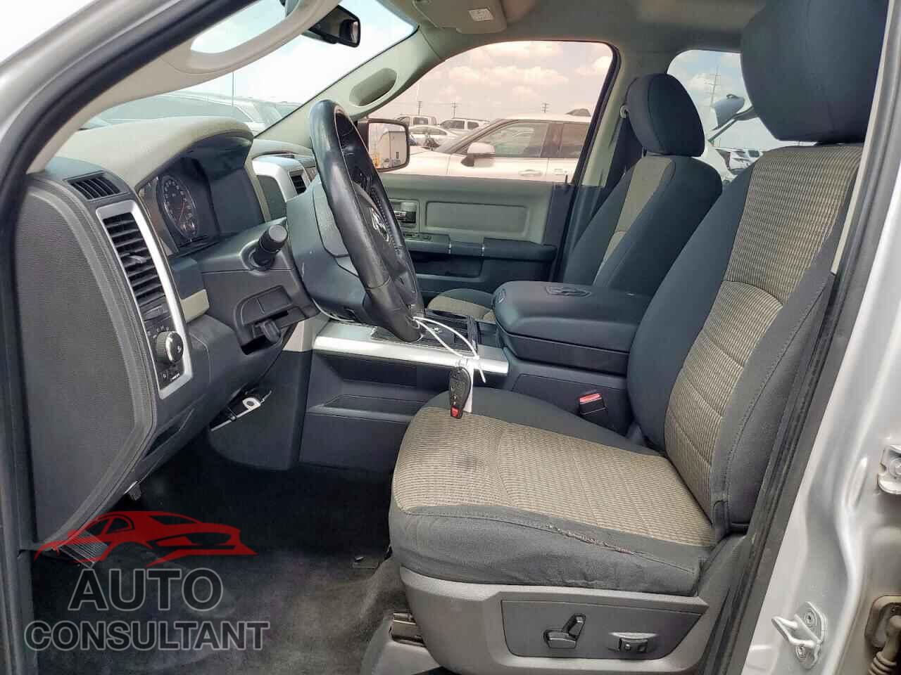 DODGE RAM 1500 2012 - 1C6RD6LT1CS323932