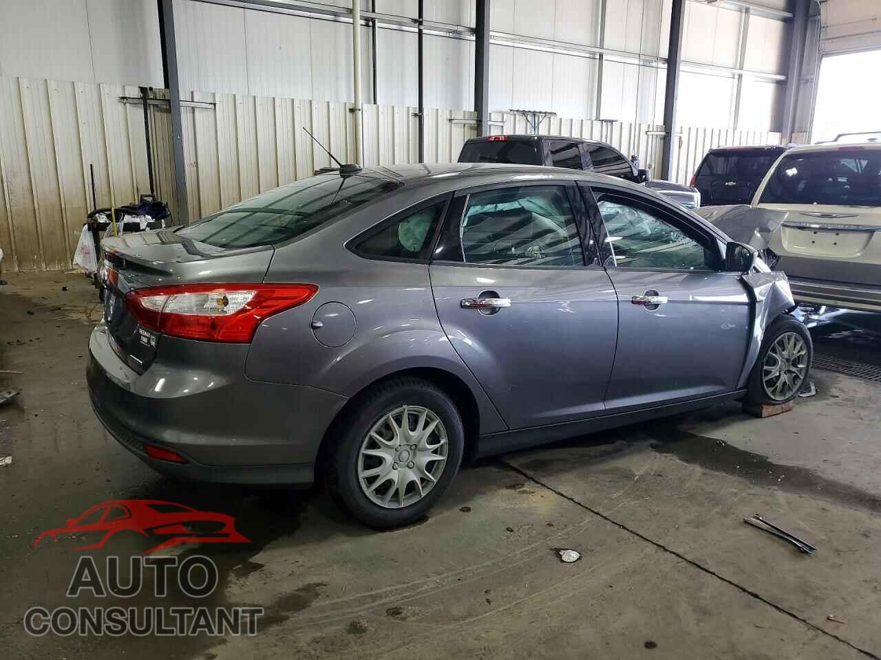 FORD FOCUS 2013 - 1FADP3E20DL296124