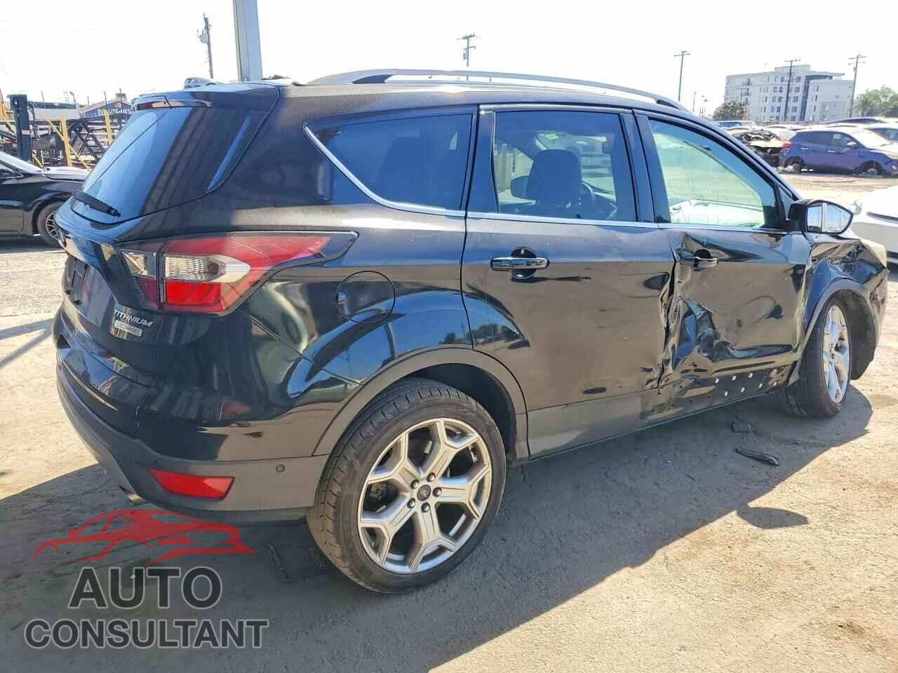 FORD ESCAPE 2017 - 1FMCU0J93HUC80253