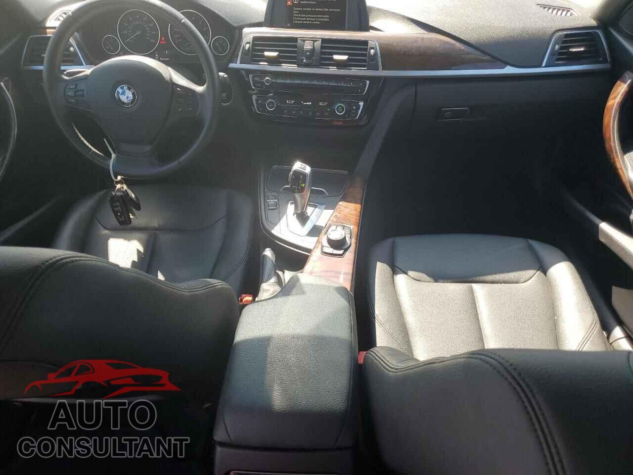 BMW 3 SERIES 2016 - WBA8E5G57GNU19640