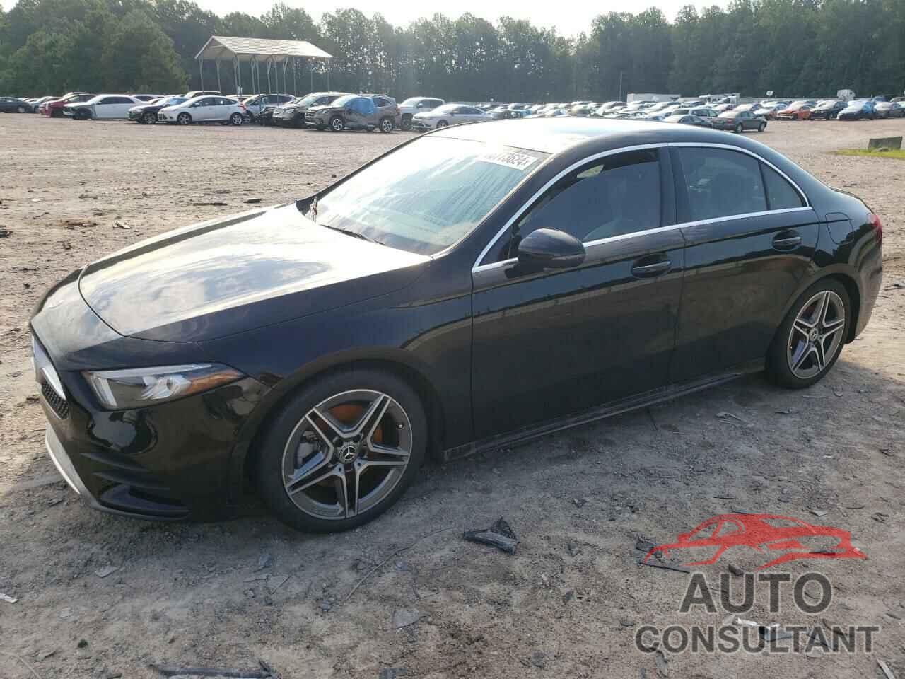 MERCEDES-BENZ A-CLASS 2022 - W1K3G4EB4NJ370482