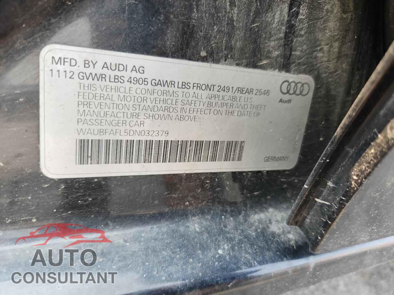 AUDI A4 2013 - WAUBFAFL5DN032379