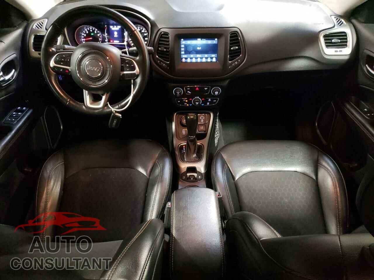 JEEP COMPASS 2019 - 3C4NJDBB6KT600391