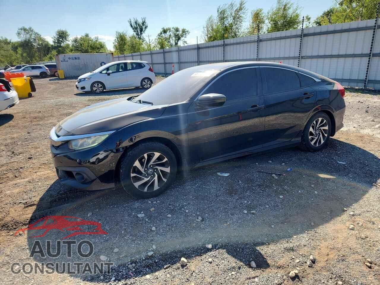 HONDA CIVIC 2018 - 2HGFC2F88JH596550