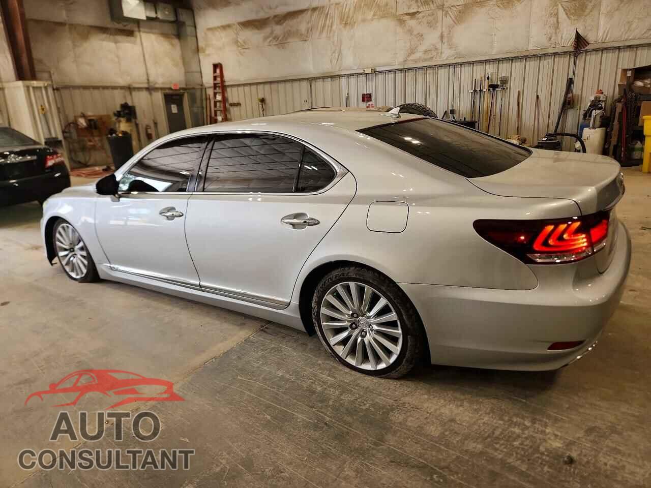 LEXUS LS460 2013 - JTHDL5EF8D5005327