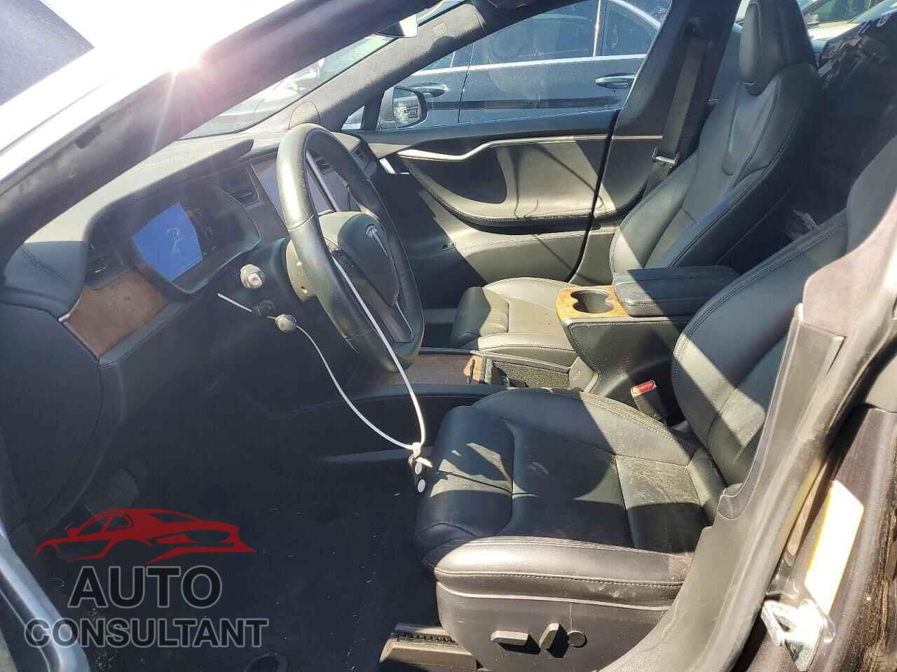 TESLA MODEL S 2020 - 5YJSA1E29LF385263