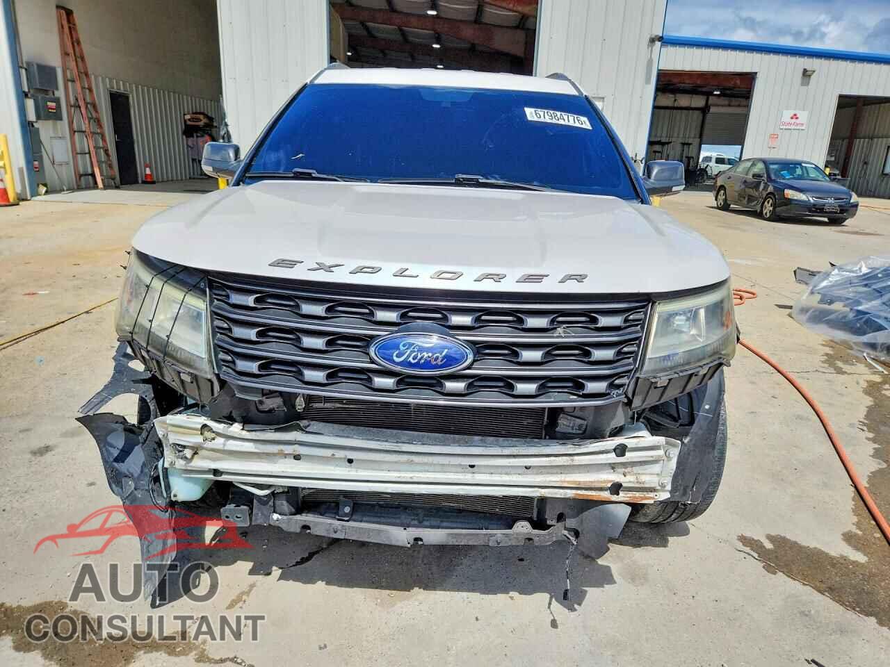 FORD EXPLORER 2017 - 1FM5K7D82HGD49801