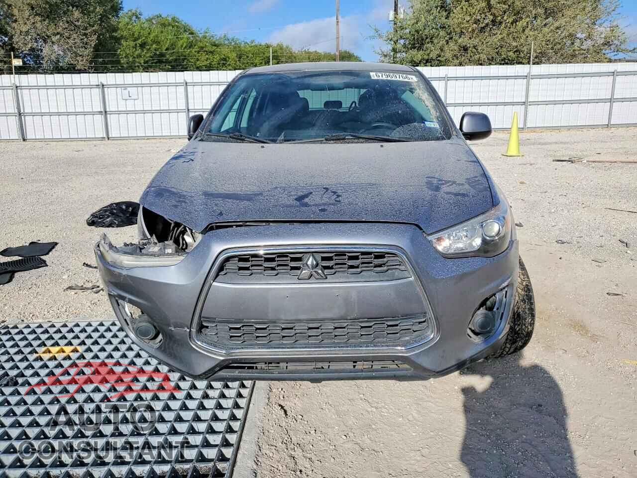MITSUBISHI OUTLANDER 2015 - 4A4AP3AU9FE019461