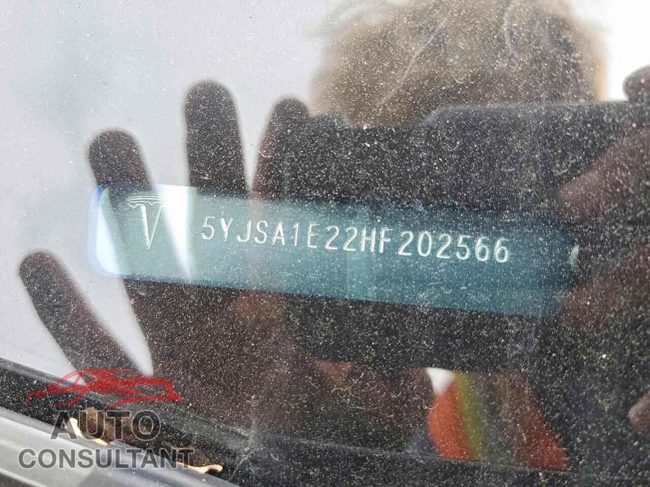 TESLA MODEL S 2017 - 5YJSA1E22HF202566