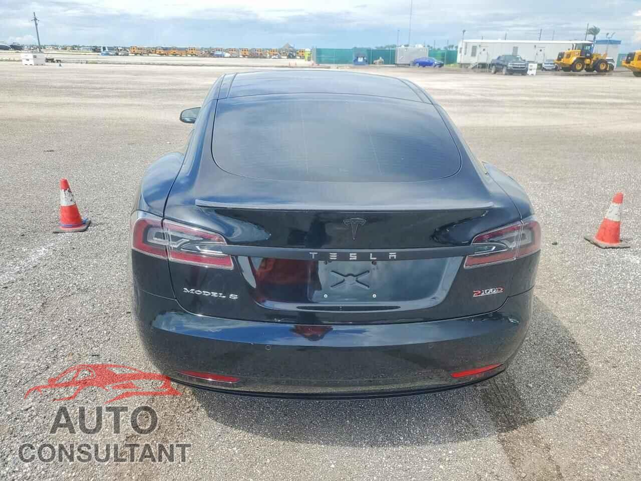 TESLA MODEL S 2017 - 5YJSA1E47HF200717
