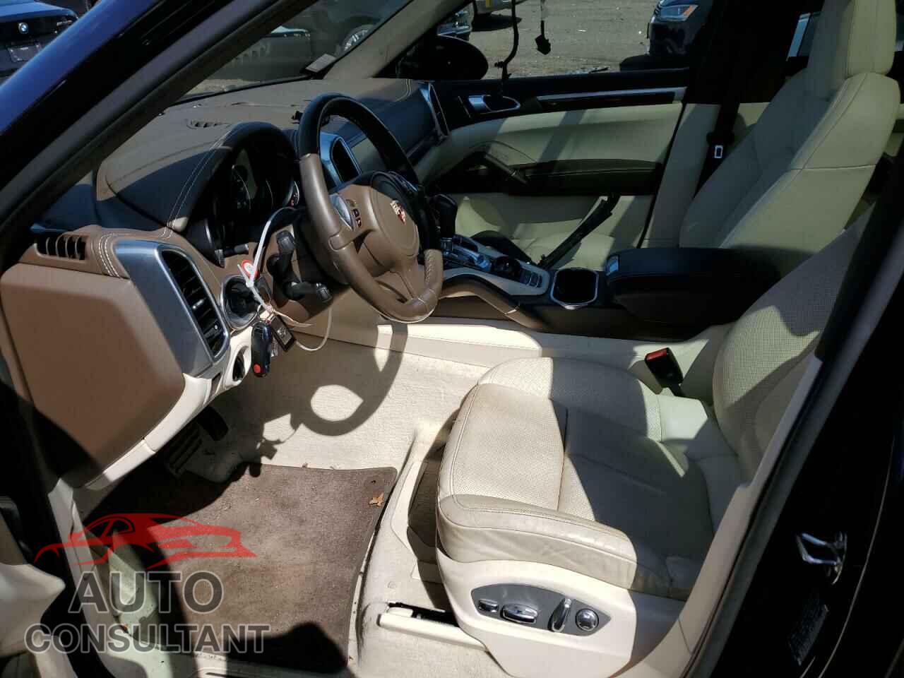 PORSCHE CAYENNE 2011 - WP1AA2A25BLA10410