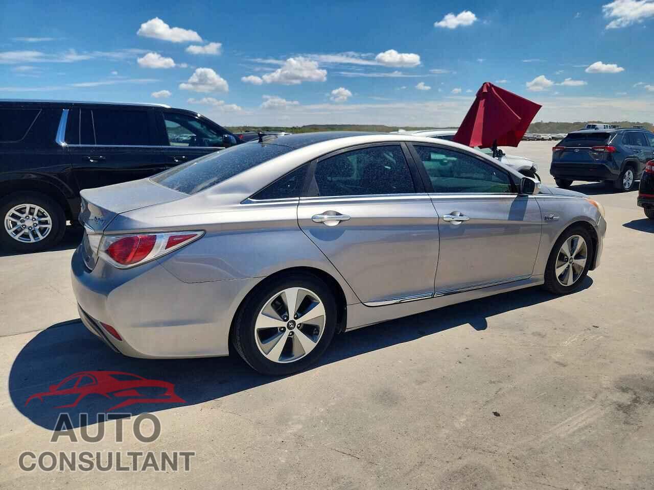 HYUNDAI SONATA 2012 - KMHEC4A46CA061398
