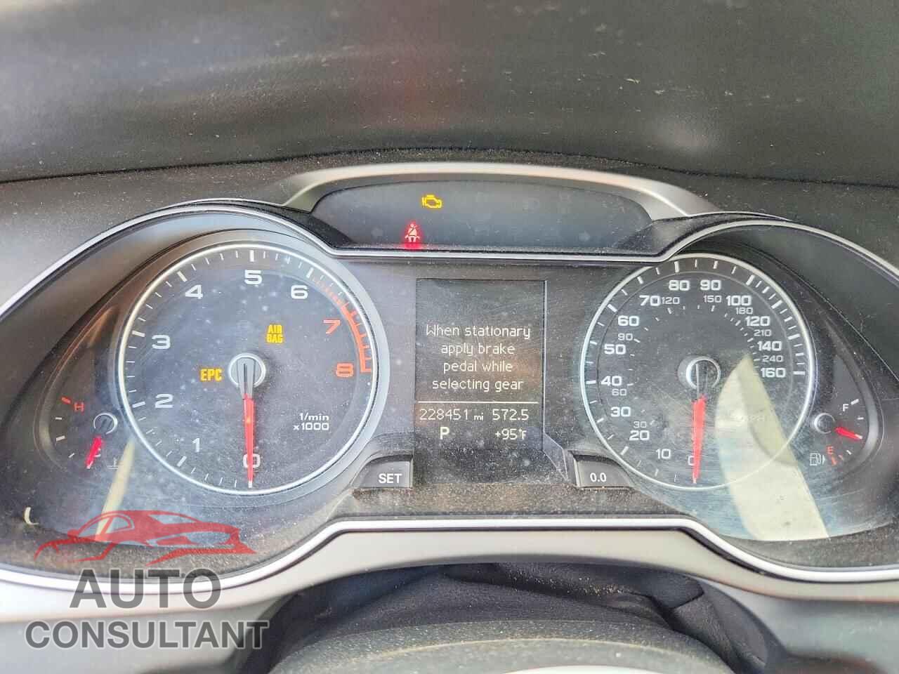 AUDI A4 2013 - WAUFFAFL0DN047275