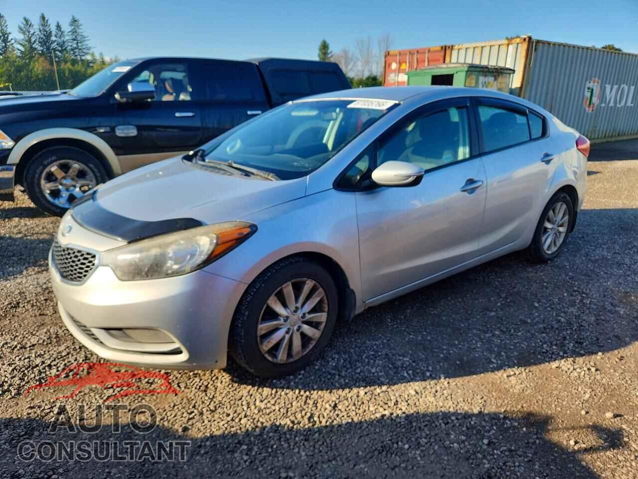 KIA FORTE 2014 - KNAFX4A60E5074087