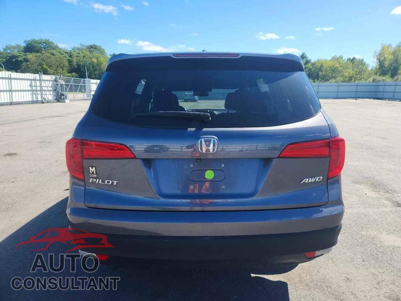 HONDA PILOT 2018 - 5FNYF6H54JB001546