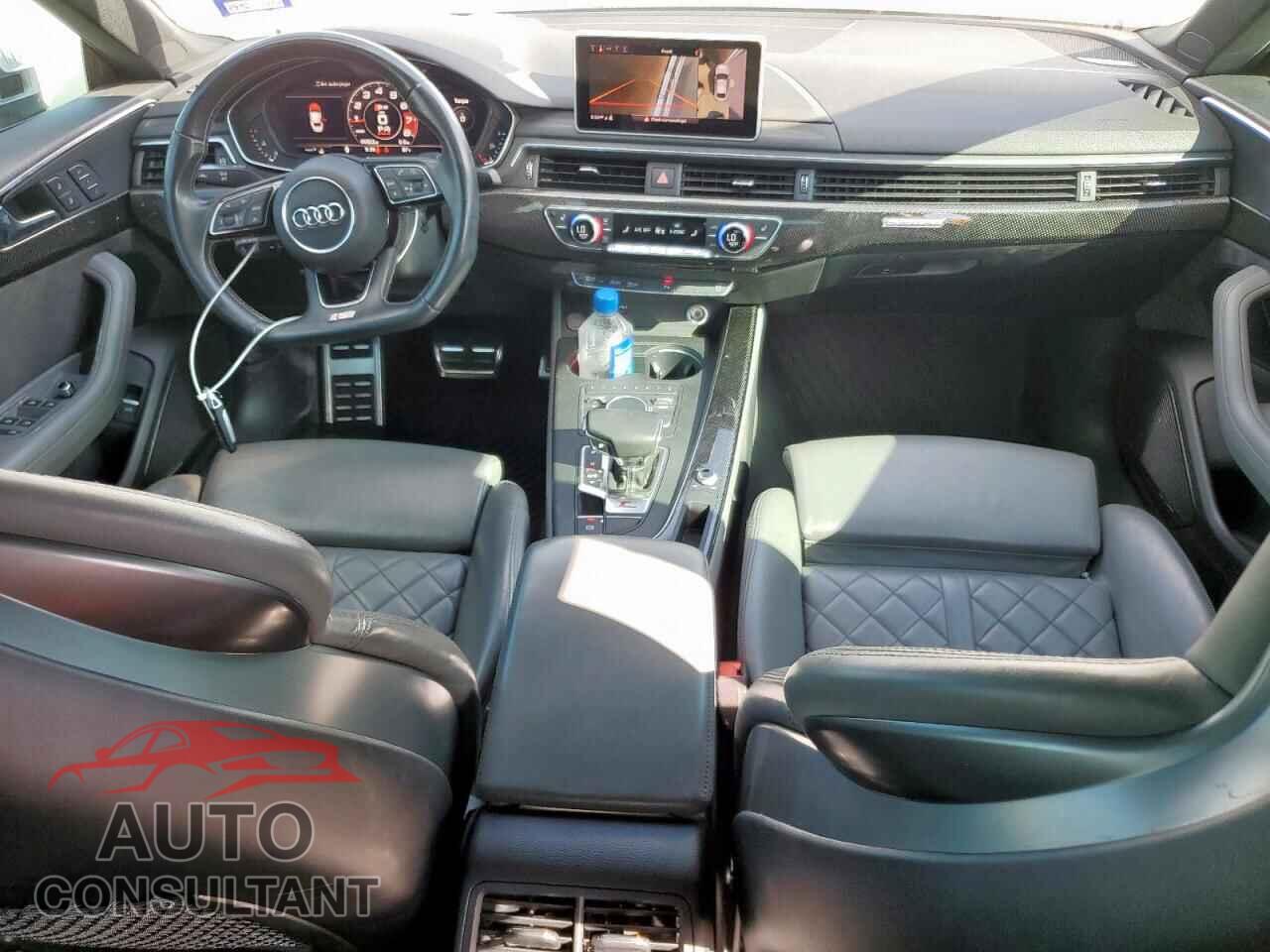AUDI S5/RS5 2018 - WAUC4CF54JA136095