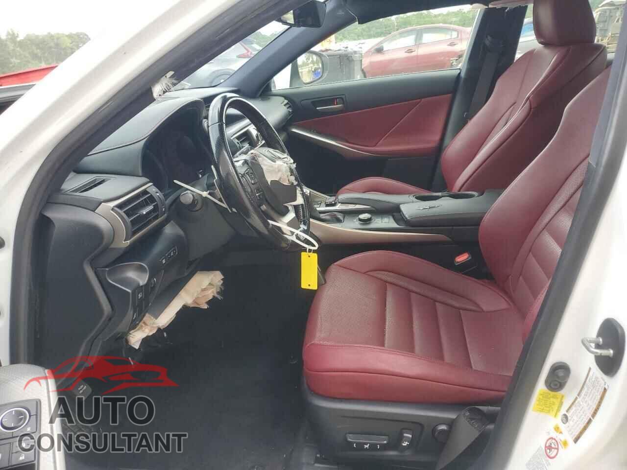 LEXUS IS 2017 - JTHBA1D20H5040096