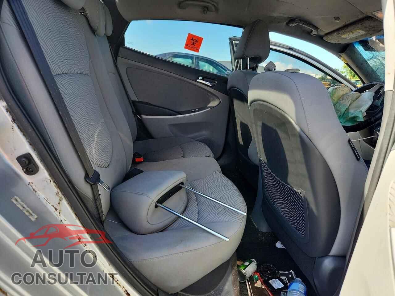 HYUNDAI ACCENT 2014 - KMHCU4AE2EU763037