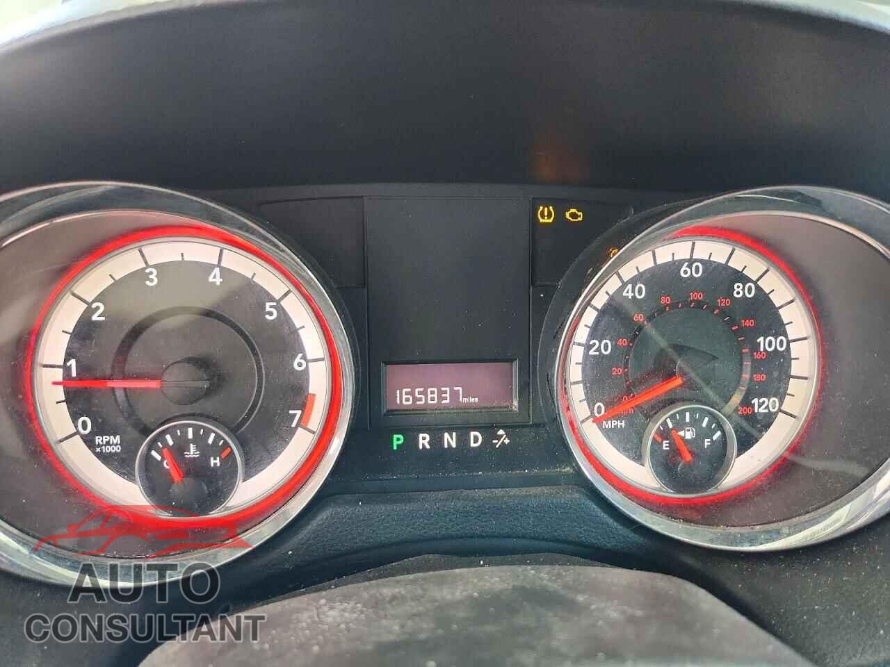 DODGE CARAVAN 2013 - 2C4RDGBGXDR799604