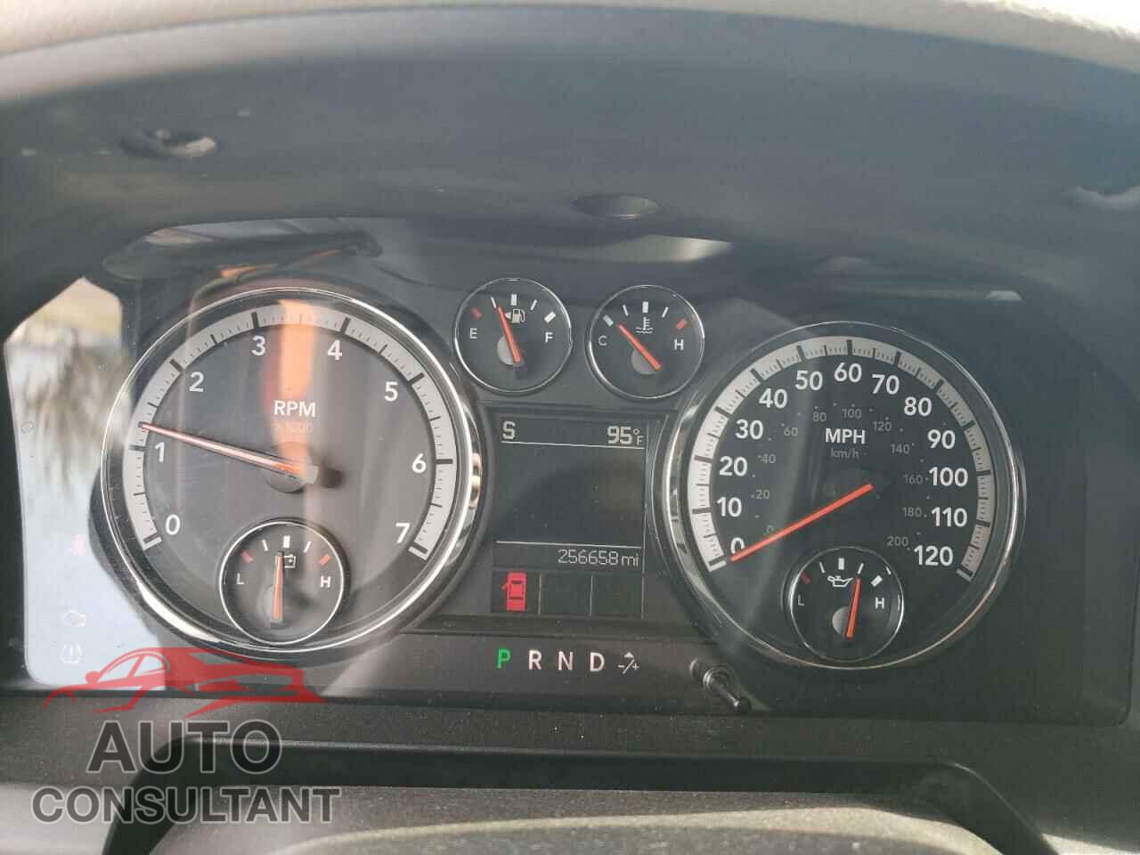 DODGE RAM 1500 2012 - 1C6RD7LT8CS184713