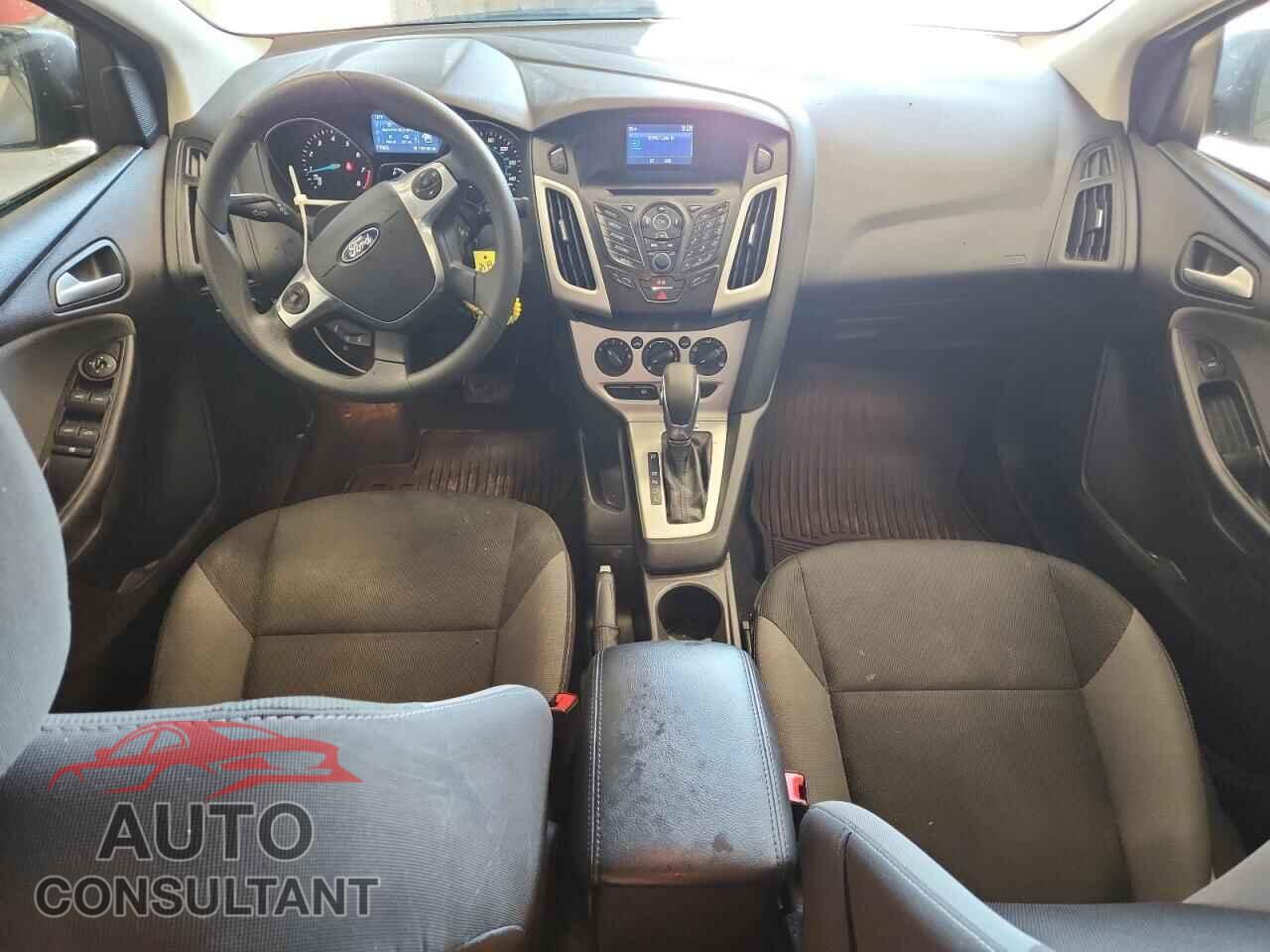 FORD FOCUS 2014 - 1FADP3F27EL432152