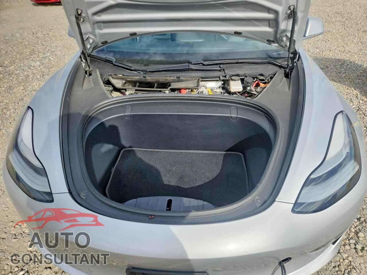 TESLA MODEL 3 2018 - 5YJ3E1EA3JF044082