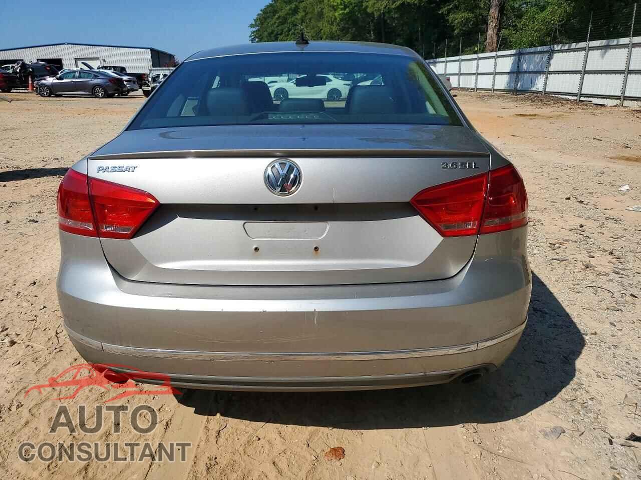 VOLKSWAGEN PASSAT 2012 - 1VWCM7A39CC104375