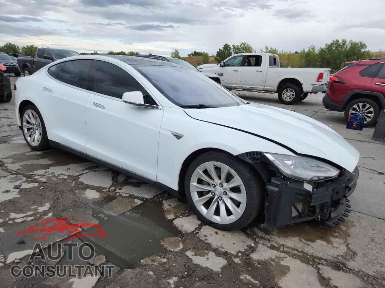 TESLA MODEL S 2016 - 5YJSA1E27GF127572