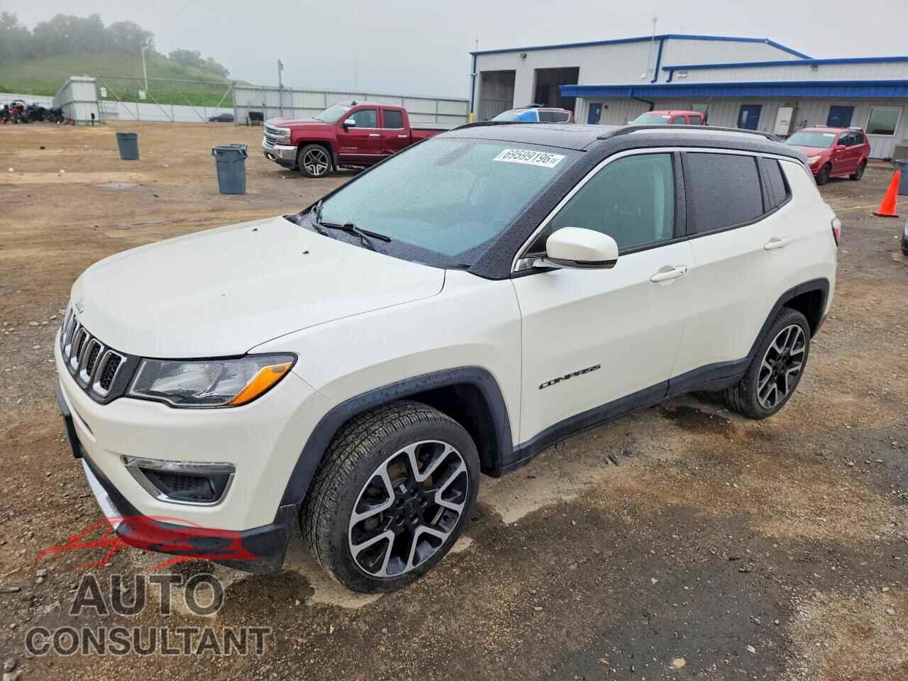 JEEP COMPASS 2017 - 3C4NJDCB3HT681714