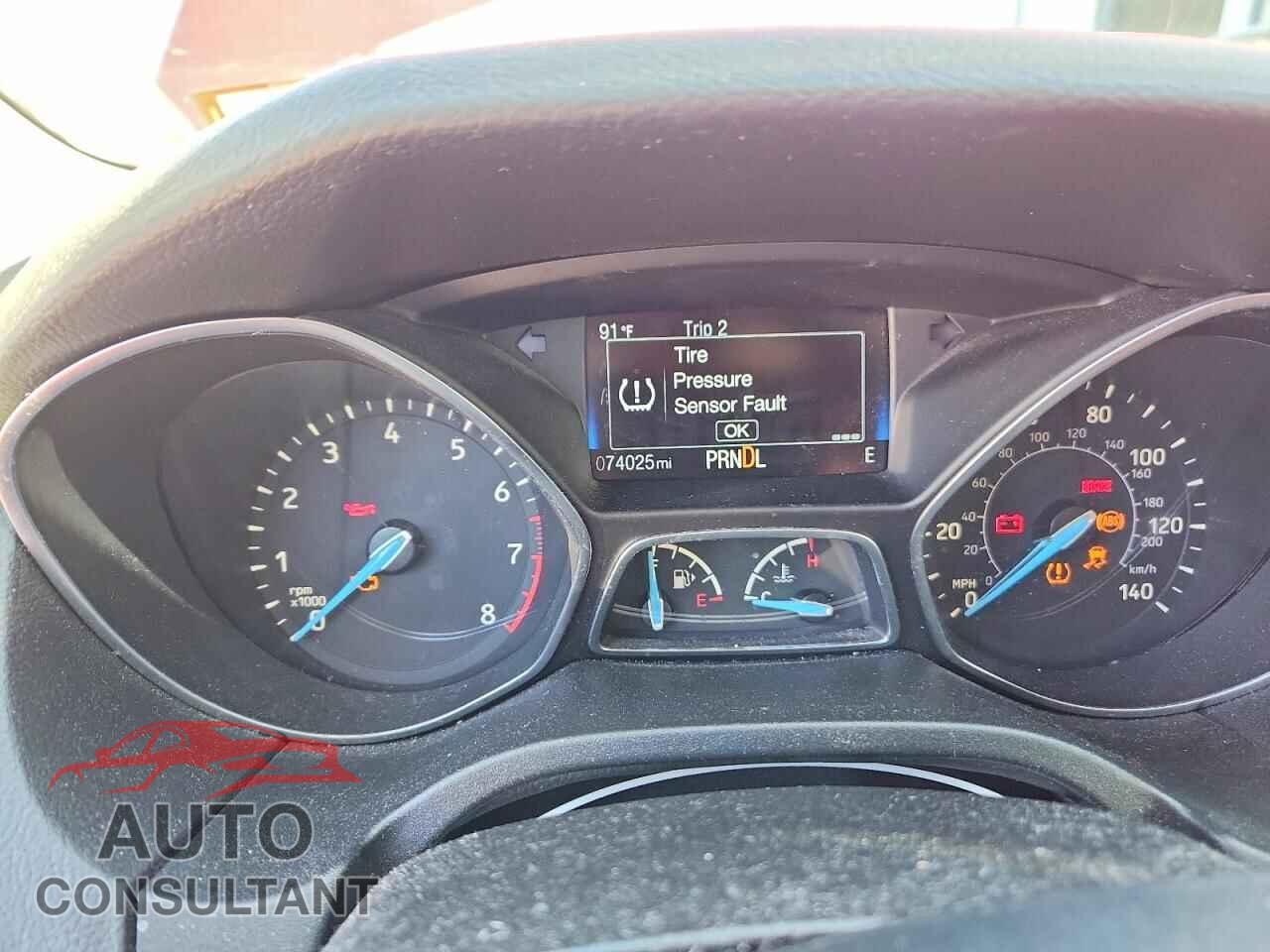FORD FOCUS 2017 - 1FADP3F2XHL326640