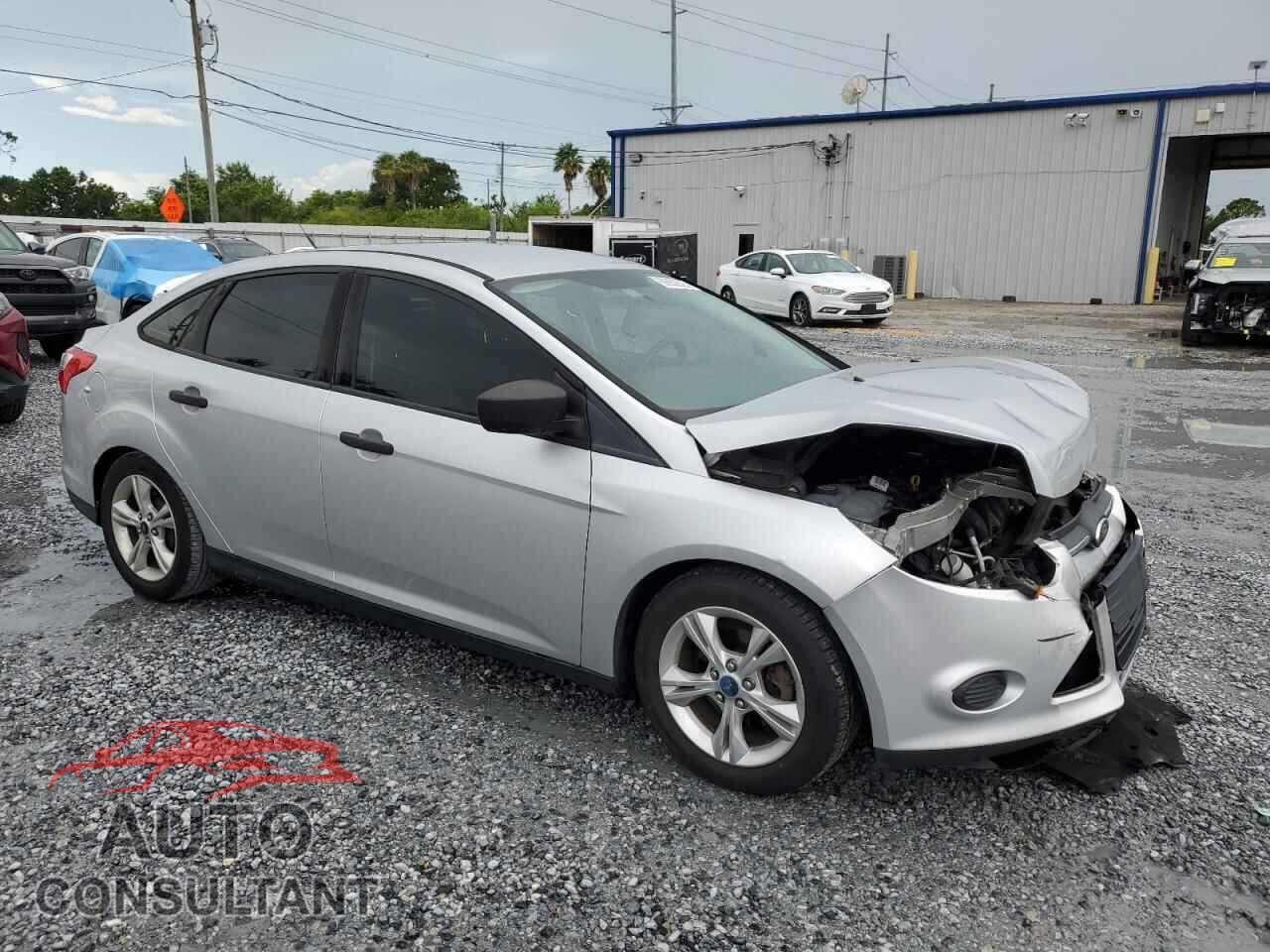 FORD FOCUS 2014 - 1FADP3E28EL165900