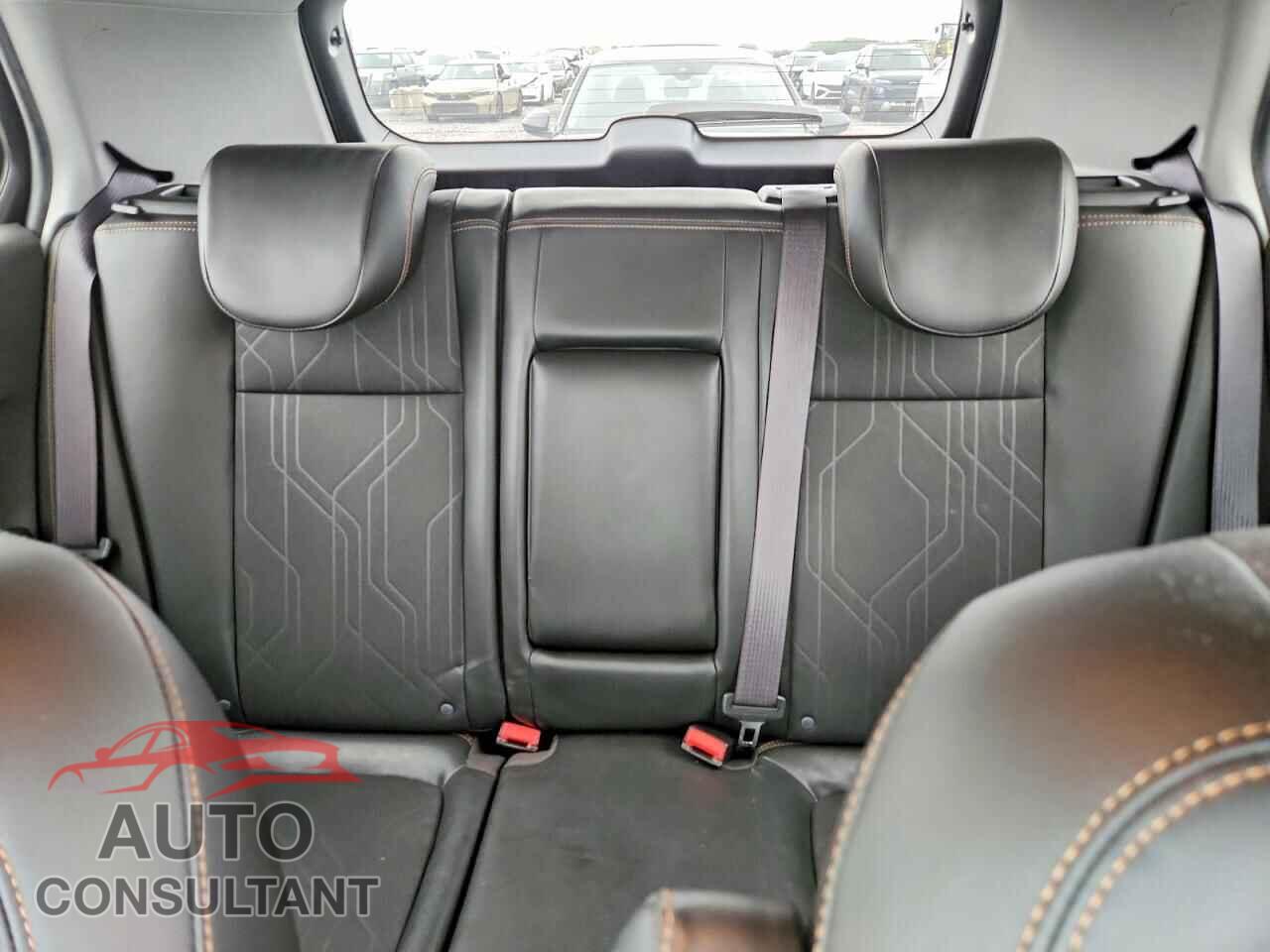 CHEVROLET TRAX 2018 - KL7CJPSB8JB610328