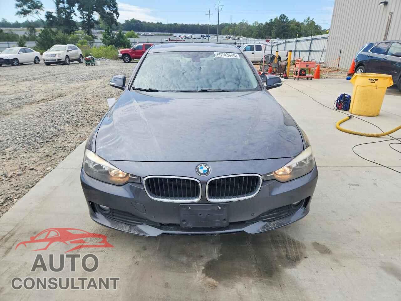 BMW 3 SERIES 2015 - WBA3C3C55FP664739