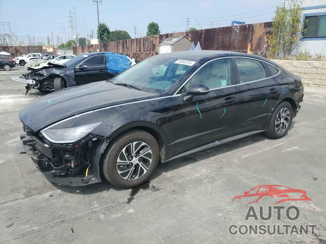 HYUNDAI SONATA 2023 - KMHL24JJ8PA081710