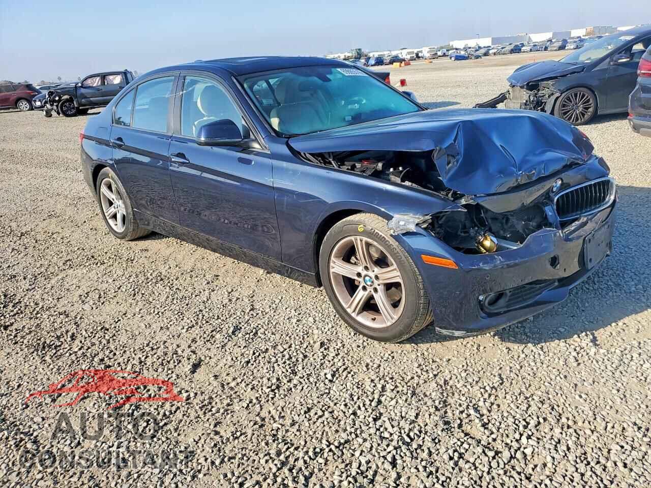 BMW 3 SERIES 2015 - WBA3B1G52FNT04552