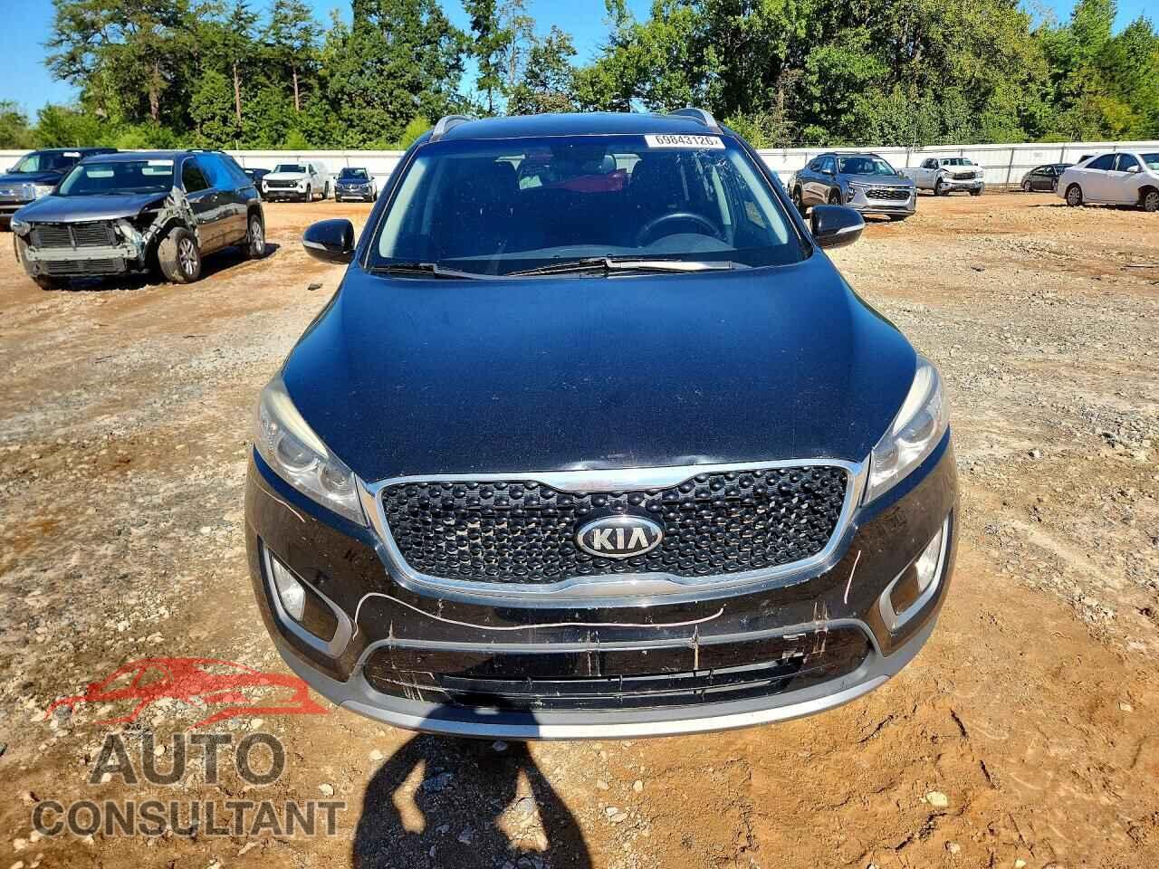 KIA SORENTO 2016 - 5XYPH4A56GG111701
