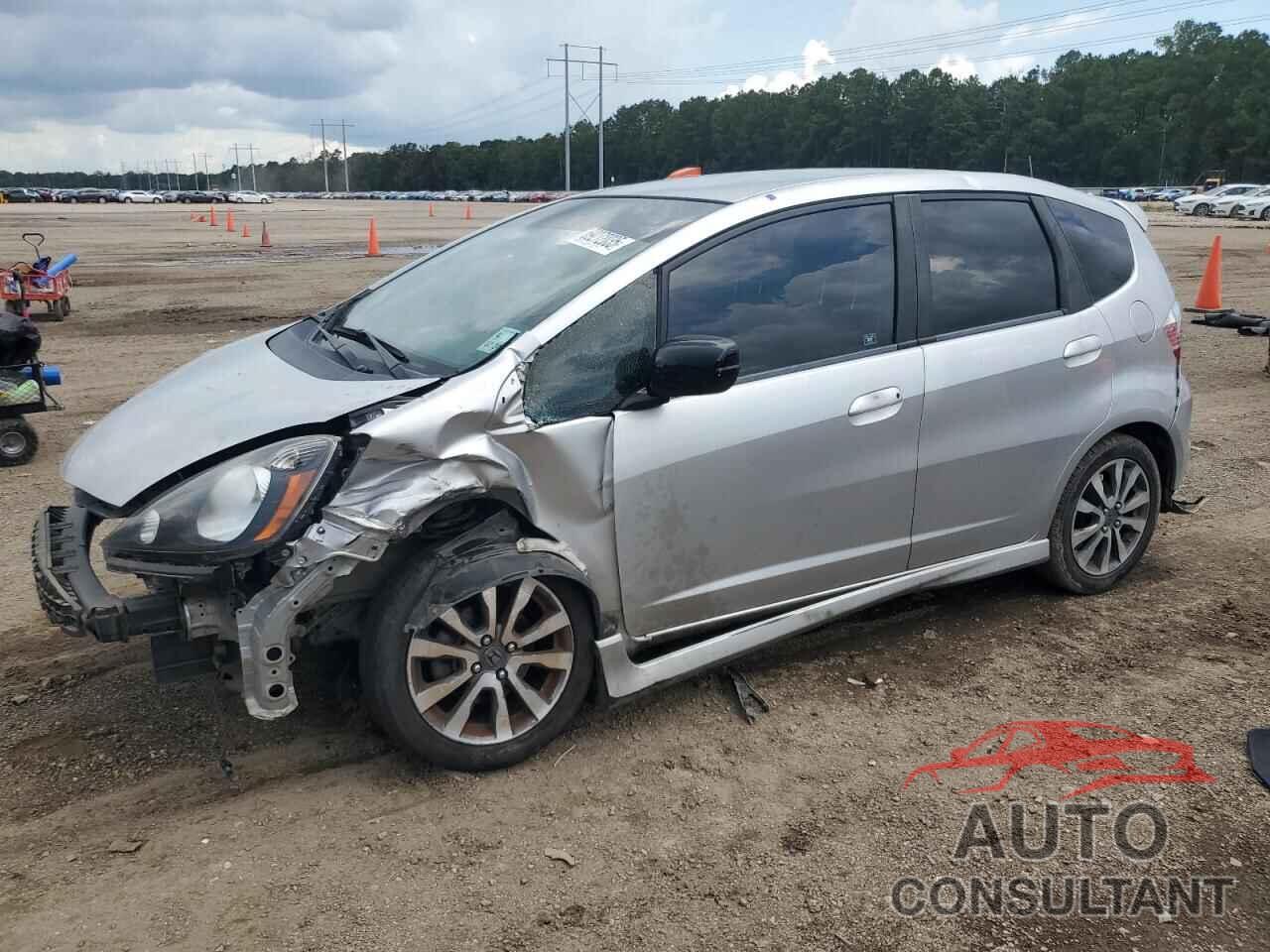 HONDA FIT 2013 - JHMGE8H50DC065464