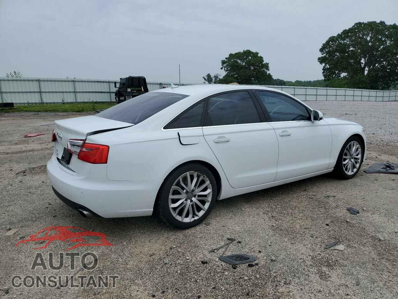 AUDI A6 2013 - WAUDFAFC4DN118422