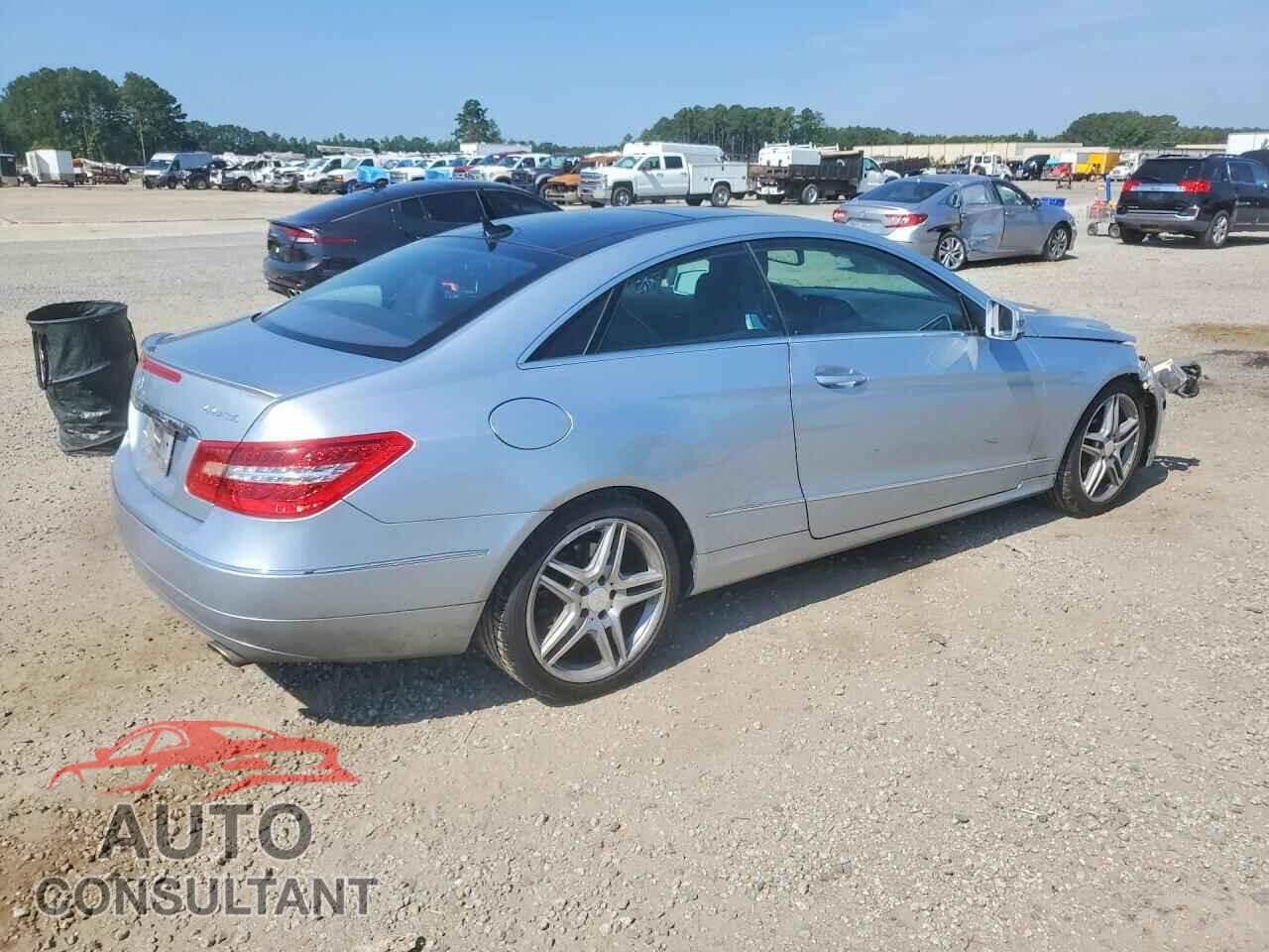 MERCEDES-BENZ E-CLASS 2013 - WDDKJ8JB3DF217880