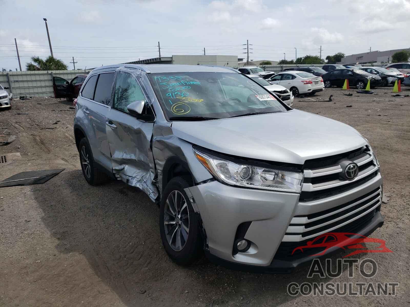 TOYOTA HIGHLANDER 2019 - 5TDKZRFH8KS567508