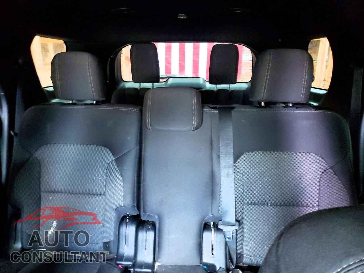 FORD EXPLORER 2018 - 1FM5K7D89JGB22305