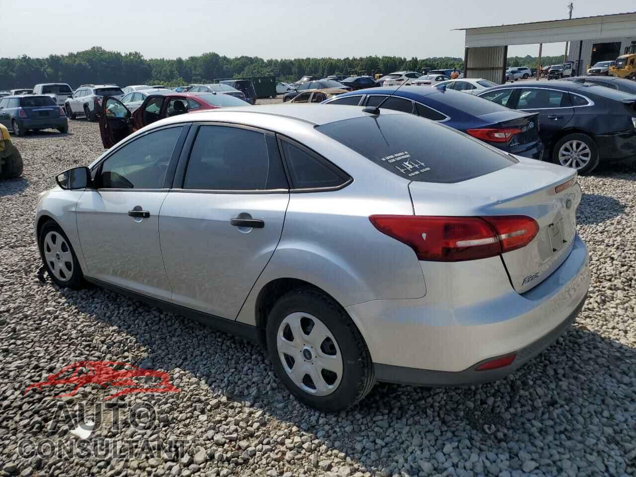 FORD FOCUS 2017 - 1FADP3E20HL241789