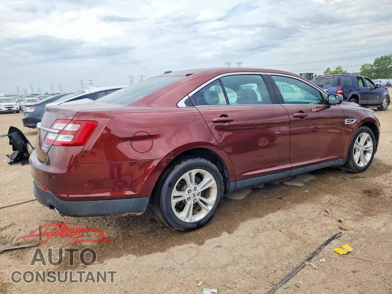FORD TAURUS 2015 - 1FAHP2E80FG110156